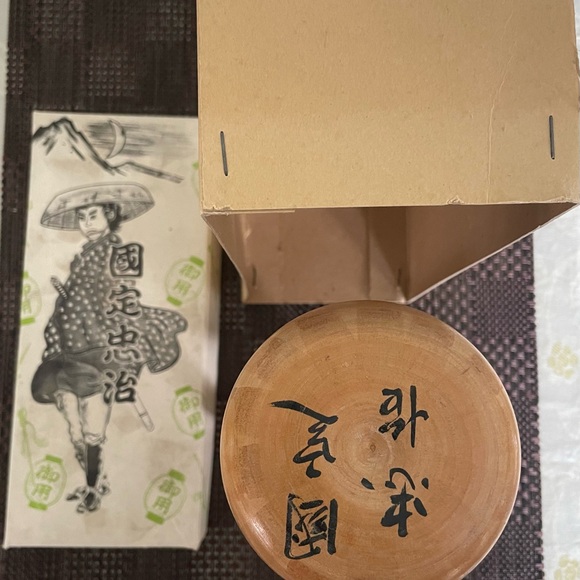 Japanese Vintage Souvenir Wooden Samurai Doll - Picture 2 of 5